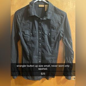 Women’s Pearl Snap